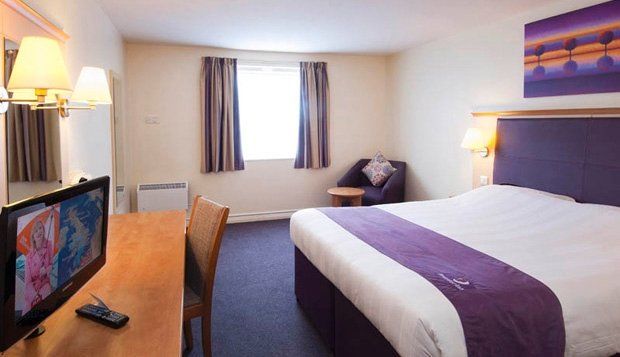 Premier Inn Taunton Central Dış mekan fotoğraf